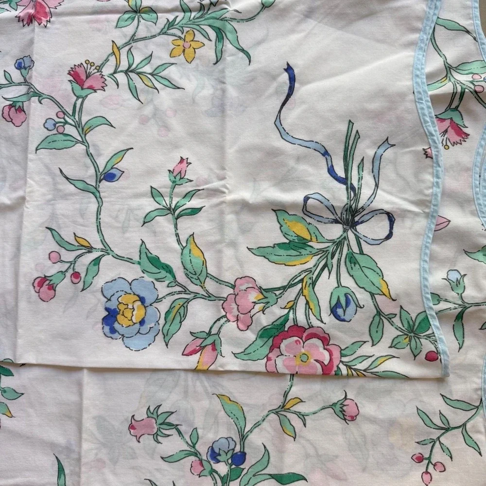 Vintage Floral Pillowcase Pair Standard White‎ Pink Blue Scalloped Cottagecore